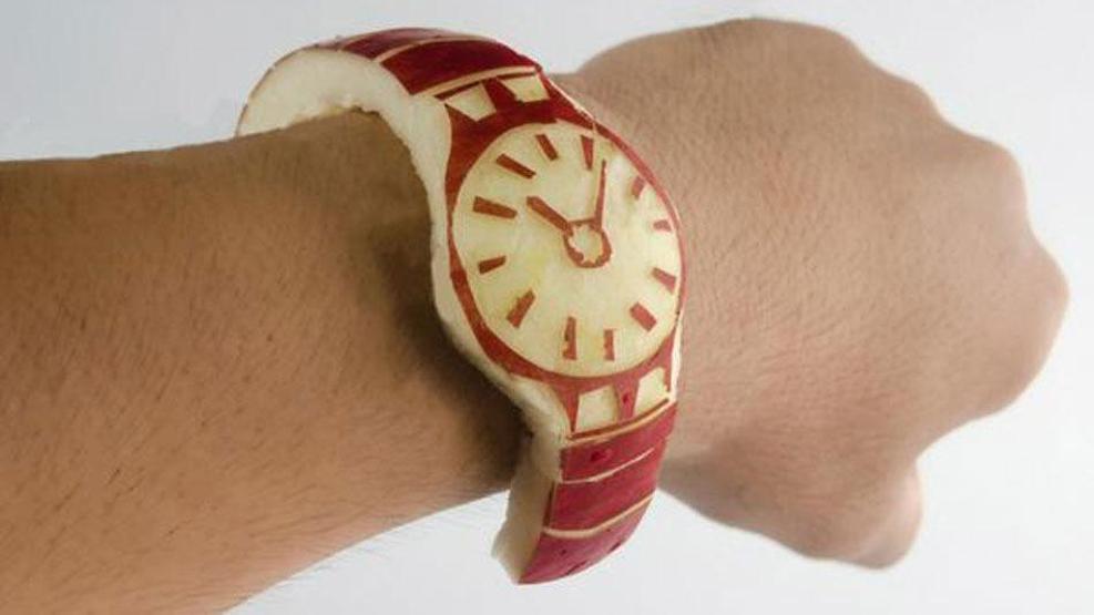 Sosyal medyada yeni Apple Watchunu gösterme çılgınlığı