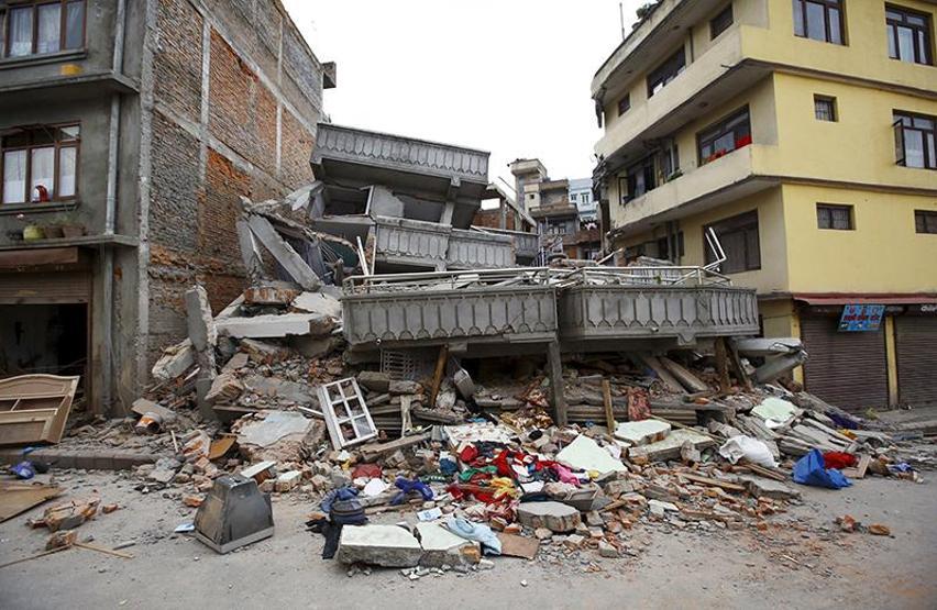 Nepalde 7,9 büyüklüğünde yıkıcı deprem