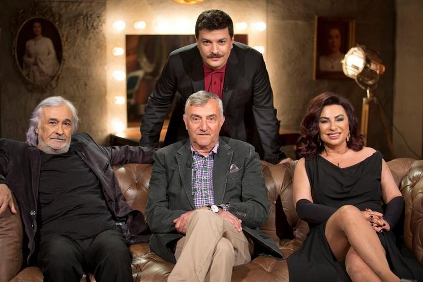 Nilgün Belgün ve Müjdat Gezene, Mustafa Alabora sürprizi..