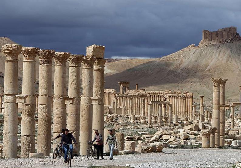 IŞİD Palmyrayı ele geçirdi