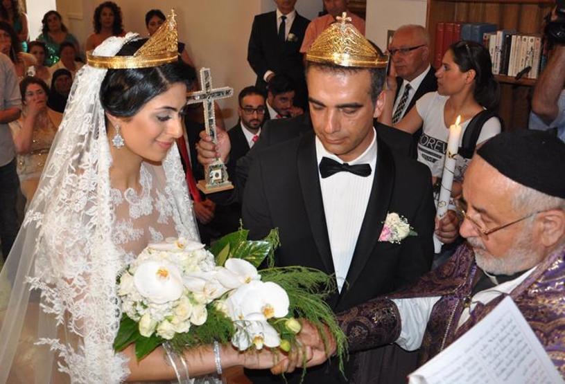 Tarihi kilisede yıllar sonra ilk nikah