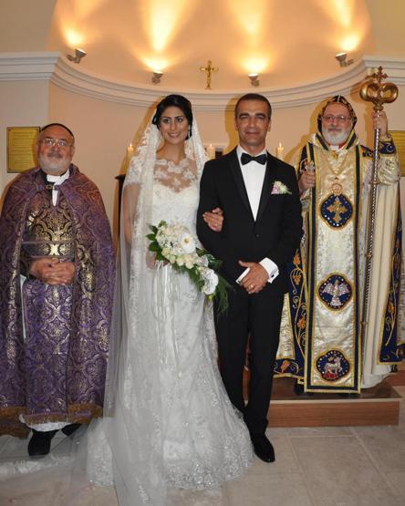Tarihi kilisede yıllar sonra ilk nikah