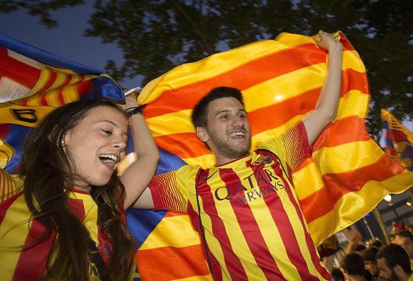 Barcelona şampiyonluğu çılgınlar gibi kutladı