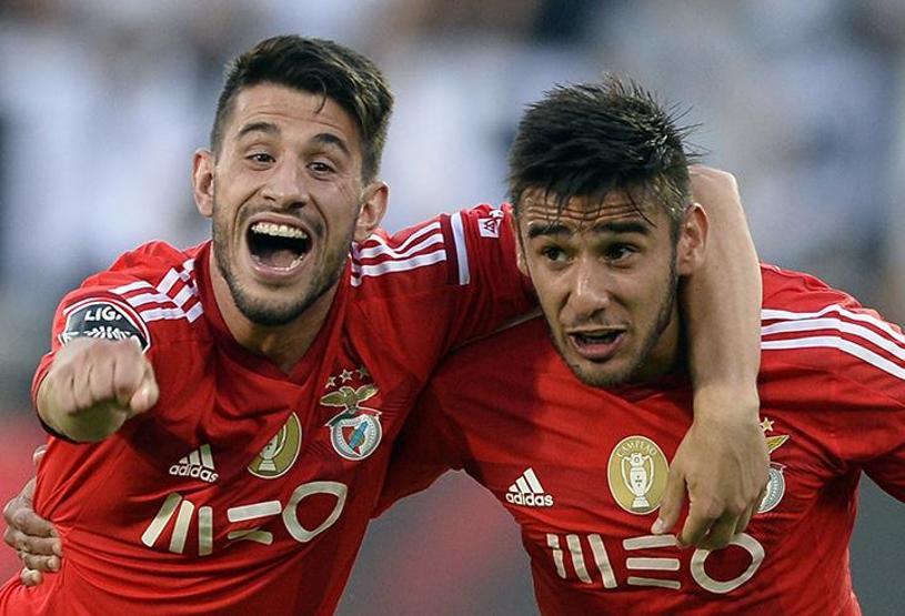 Benfica taraftarı ile polis birbirine girdi