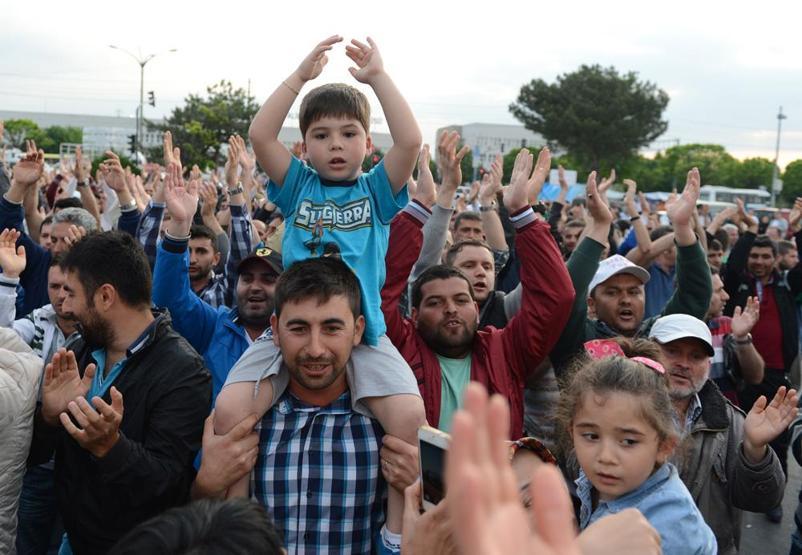 Fotoğraflarla Bursadaki otomotiv işçilerinin eylemi