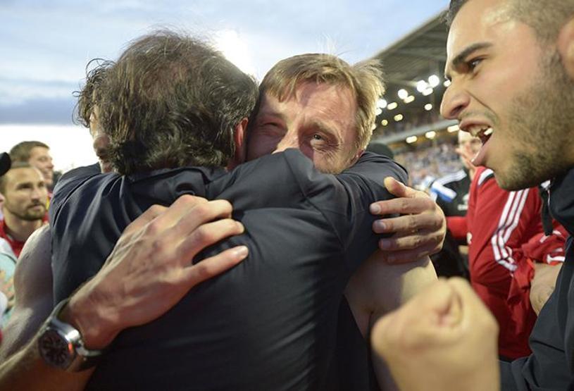 O saat durmadı... Hamburg Bundesligada kaldı