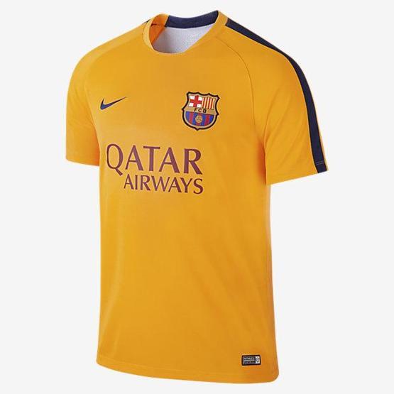 Barcelona 100 yıllık geleneğini bozdu