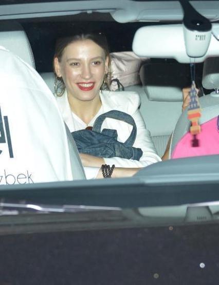 Serenay Sarıkaya böyle görüntülendi