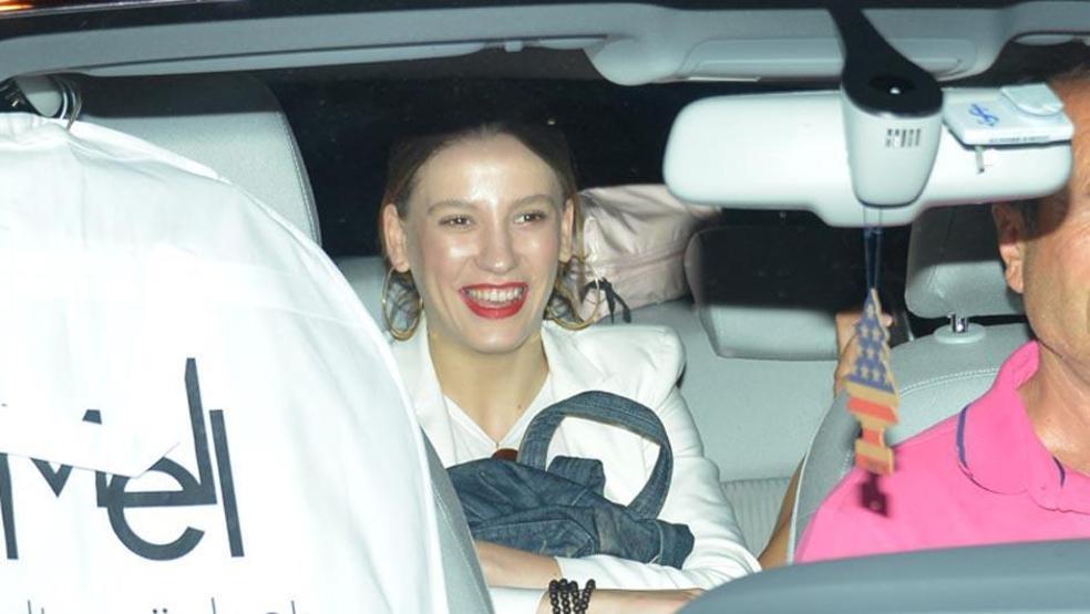 Serenay Sarıkaya böyle görüntülendi