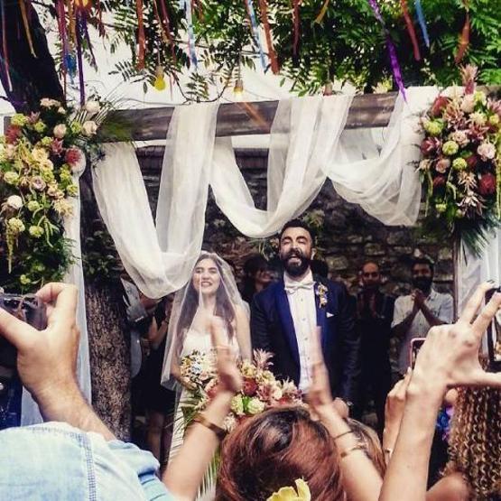 Zeynep Çamcı Serhat Bayram evlendi