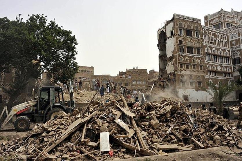 Suudi Arabistanın Yemene saldırısında 3 bin yıllık mahalle yok oldu