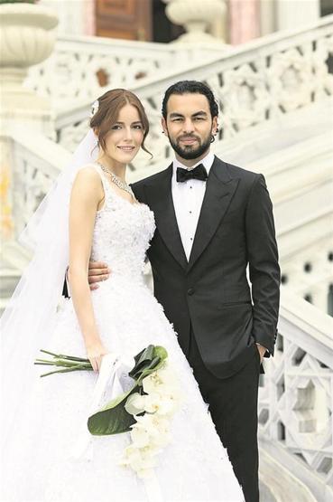 Arda Turan Aslıhan Doğanla düğüne katıldı