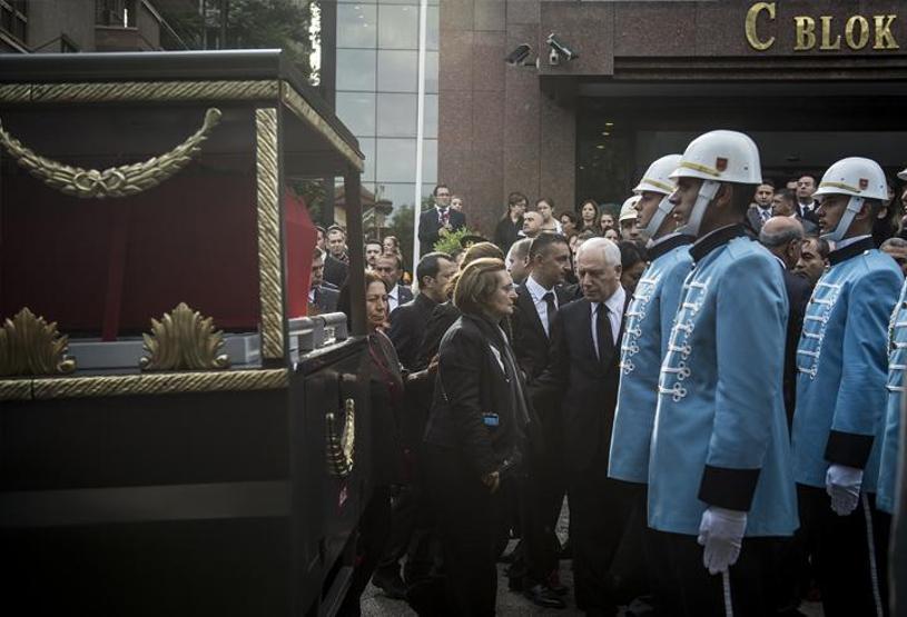 Süleyman Demirel son yolculuğuna uğurlanıyor