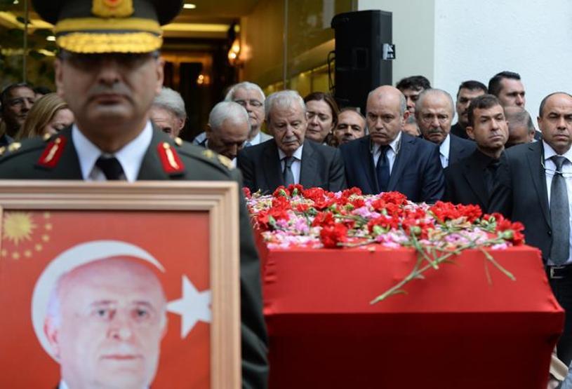 Süleyman Demirel son yolculuğuna uğurlanıyor
