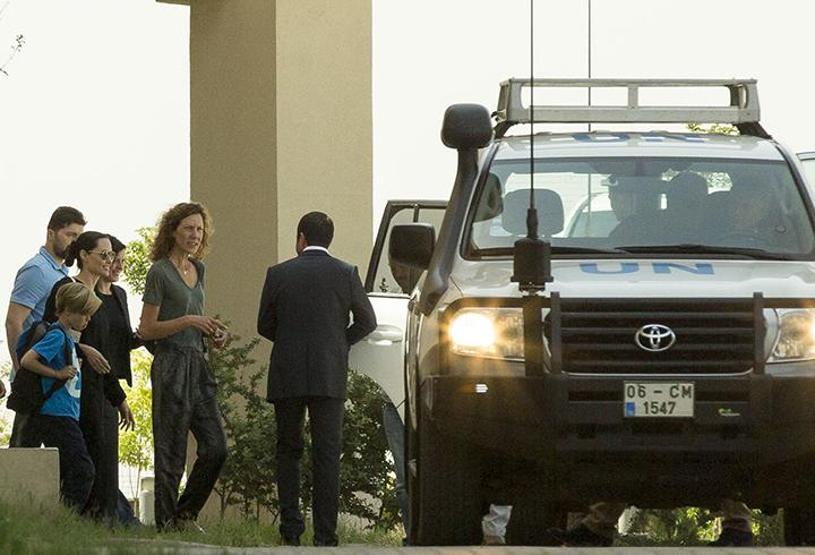 Angelina Jolie Mardinde alışveriş yaptı
