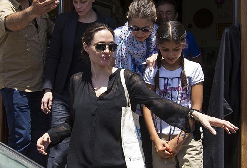 Angelina Jolie Mardinde alışveriş yaptı