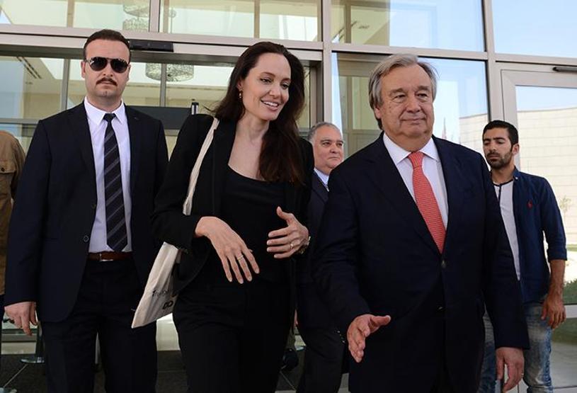 Angelina Jolieden Mardin Valiliği ve belediyesine ziyaret