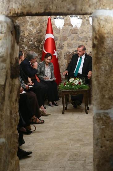 Cumhurbaşkanı Erdoğan, Angelina Jolie ile görüştü