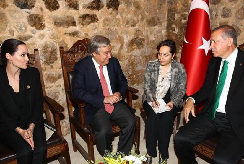 Cumhurbaşkanı Erdoğan, Angelina Jolie ile görüştü