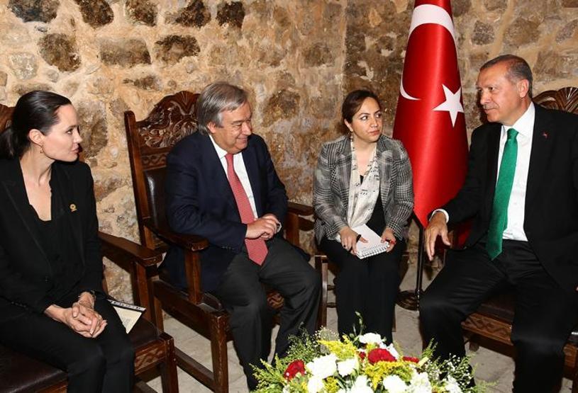 Cumhurbaşkanı Erdoğan, Angelina Jolie ile görüştü