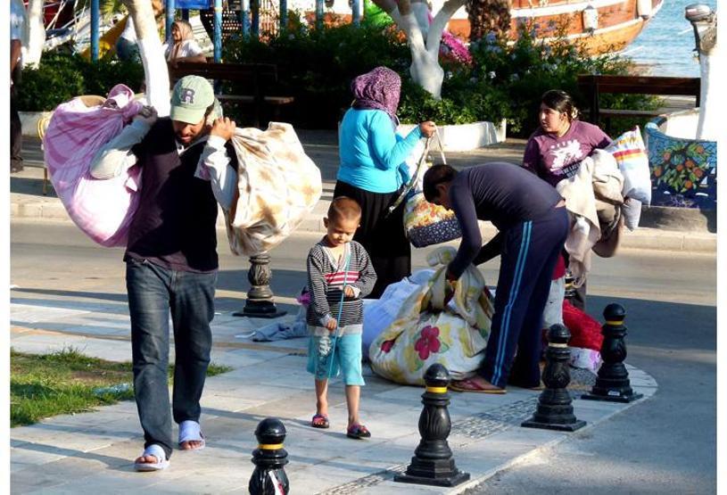 Bodrumlu esnaf şikayet etti, Suriyeliler toplandı