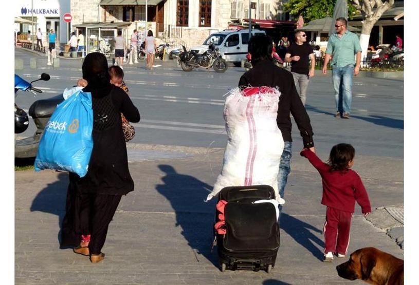 Bodrumlu esnaf şikayet etti, Suriyeliler toplandı