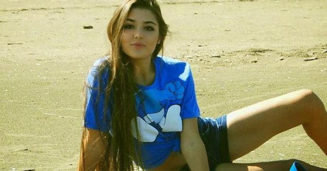 Hande Erçel kimdir