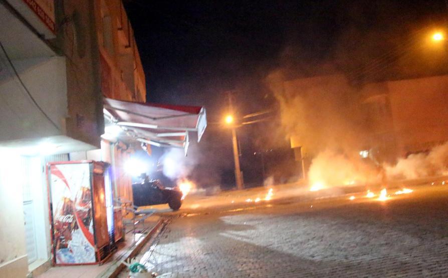 Mardinde YDG eylemi 1 polis yaralı