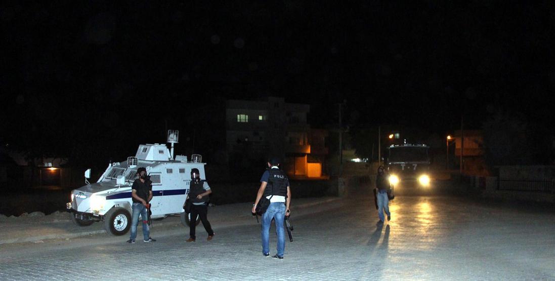 Mardinde YDG eylemi 1 polis yaralı