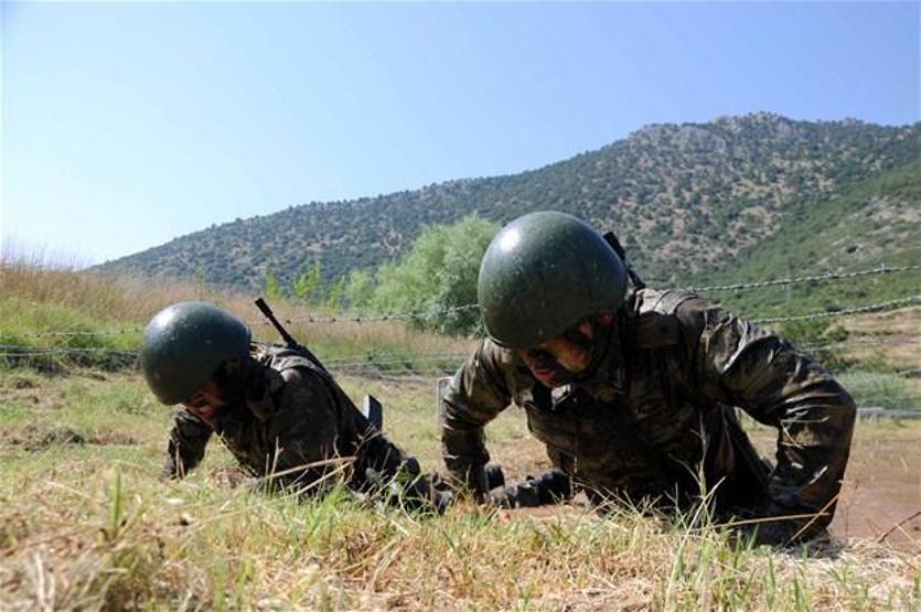 Elleri, ayakları ve gözleri bağlı suya atıldılar