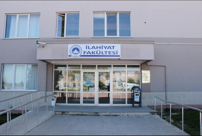 Bu yıl ilk kez İlahiyat bölümünden öğrenci kabul edecek üniversiteler