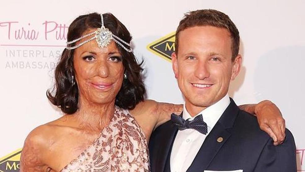 Turia Pitt ve sevgilisi Michael Hoskin nişanlandı