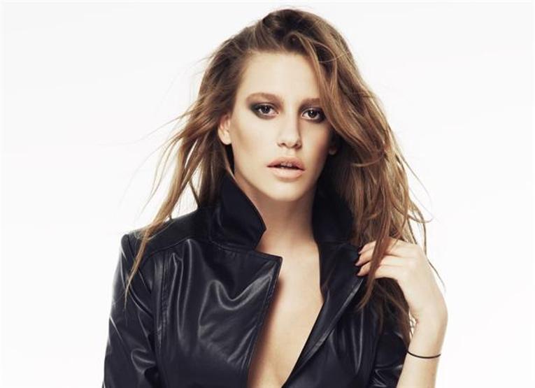 Kıvanç Tatlıtuğ ‘Serenay Sarıkaya’’ diyor