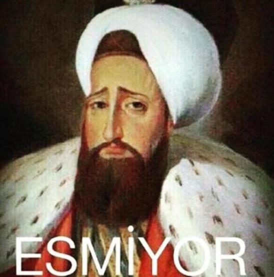 Esmiyor capsleri...