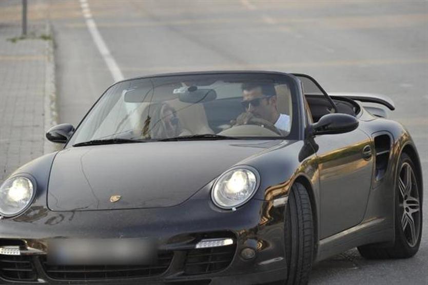 Sinem Kobal ve Kenan İmirzalıoğlu Çeşmede