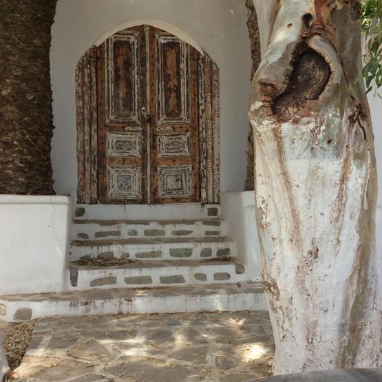 Paros Adasına gitmek isteyenler için tatil rehberi