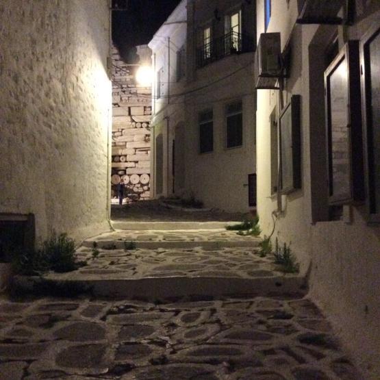 Paros Adasına gitmek isteyenler için tatil rehberi