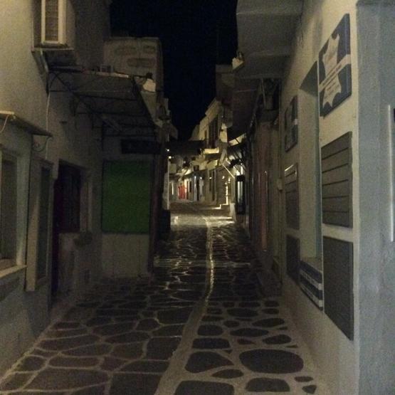 Paros Adasına gitmek isteyenler için tatil rehberi