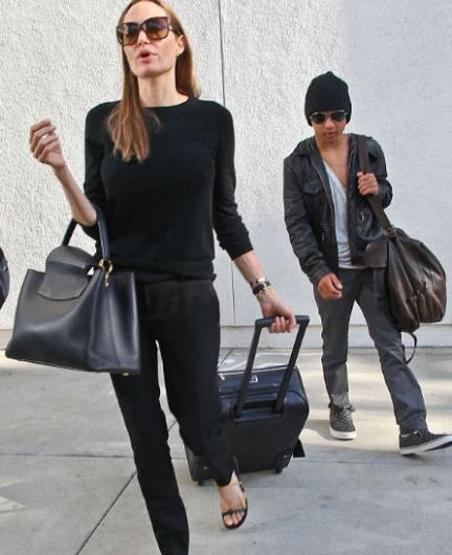 Angelina Jolieye büyük şok