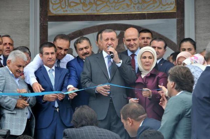 Cumhurbaşkanı Erdoğan Kıbledağı camisinin açılışını yaptı