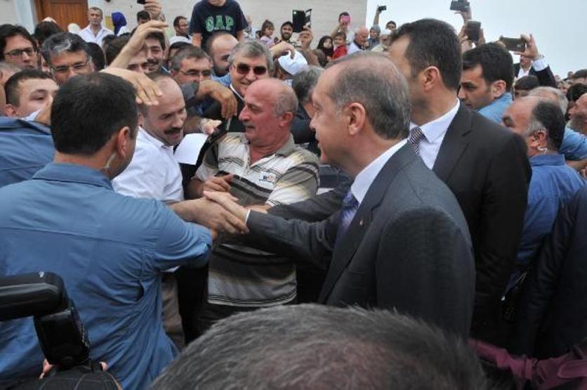 Cumhurbaşkanı Erdoğan Kıbledağı camisinin açılışını yaptı