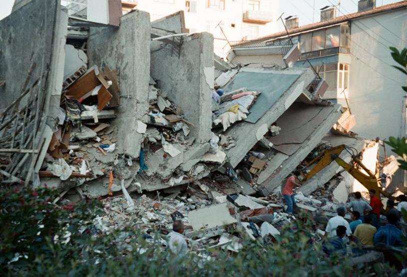 Bugün 17 Ağustos 1999 felaketinin 16. yıldönümü