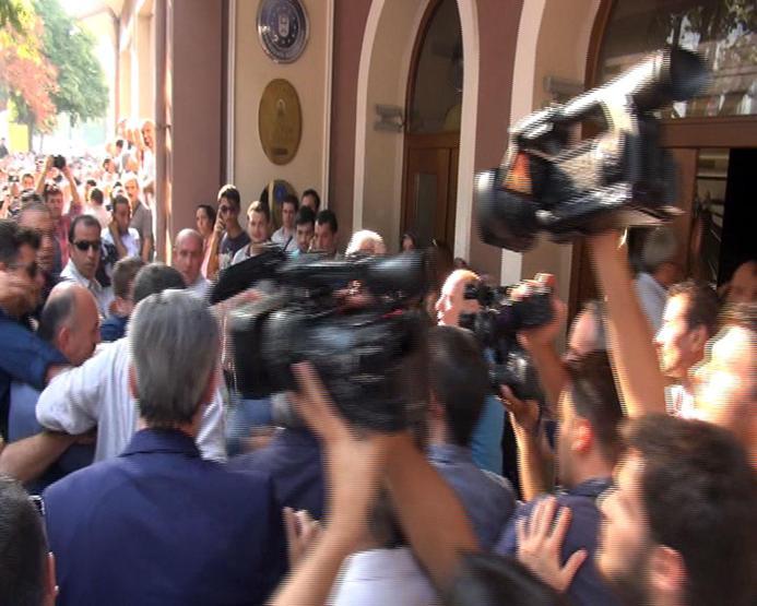 Bakan Müezzinoğluna şehit cenazesinde tepki