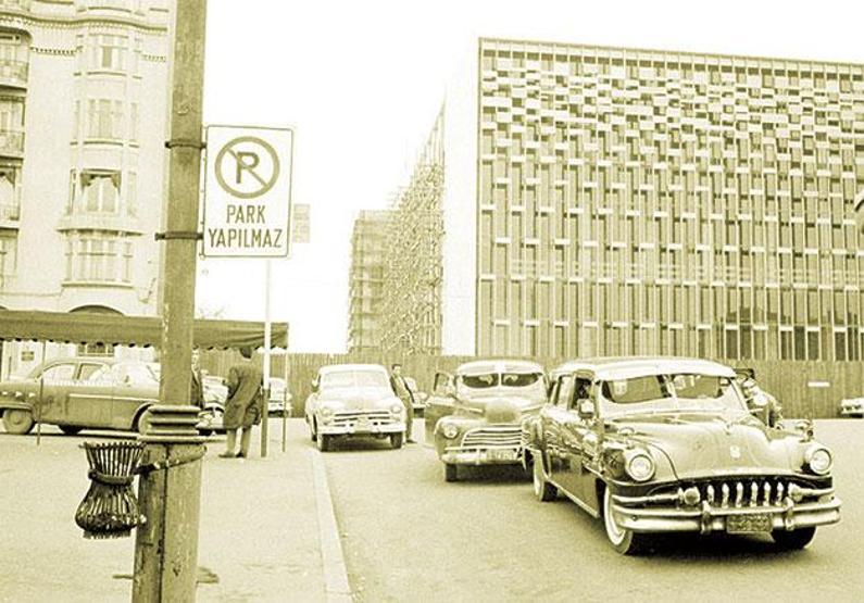 İstanbul’un nostaljik 100 ulaşım aracı