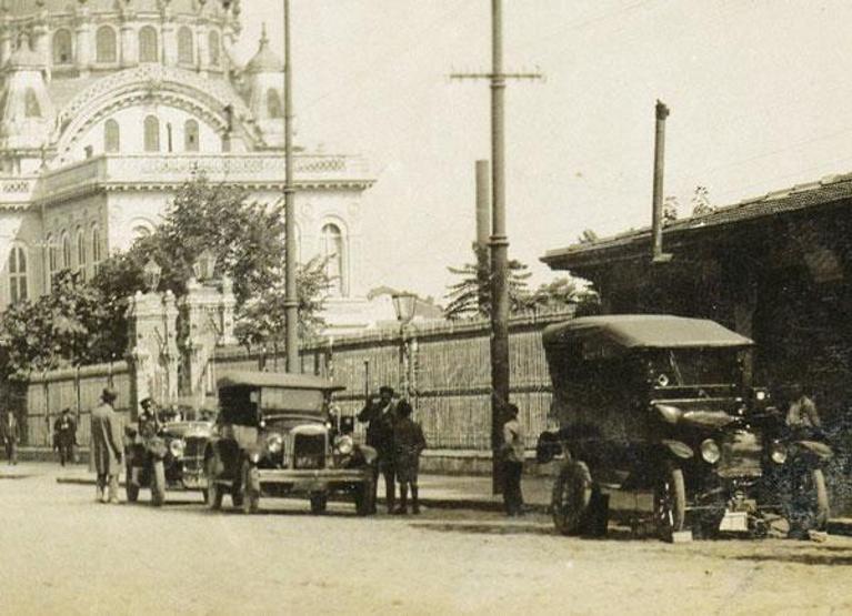İstanbul’un nostaljik 100 ulaşım aracı