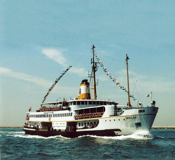 İstanbul’un nostaljik 100 ulaşım aracı