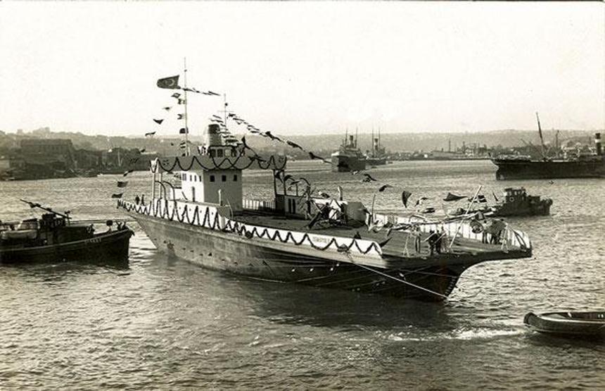 İstanbul’un nostaljik 100 ulaşım aracı