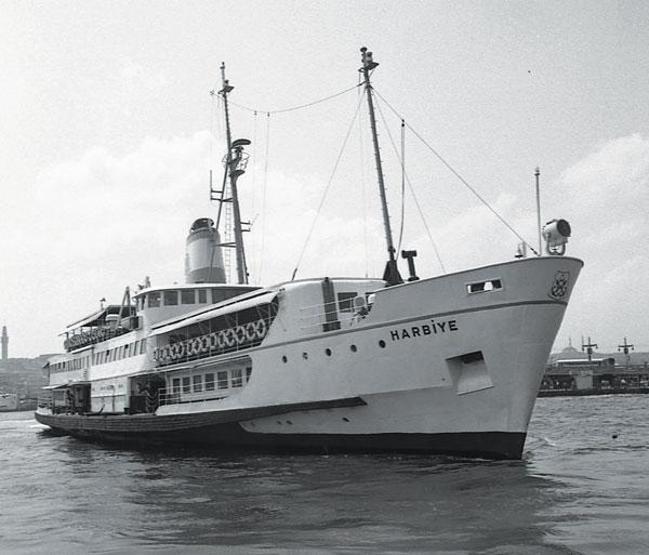 İstanbul’un nostaljik 100 ulaşım aracı