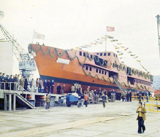 İstanbul’un nostaljik 100 ulaşım aracı