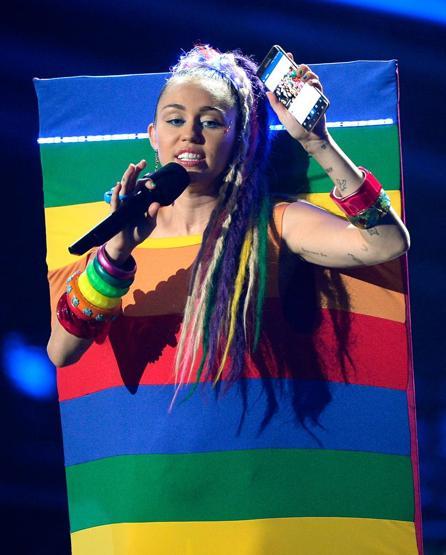 MTV Video Müzik Ödülleri gecesinden renkli kareler